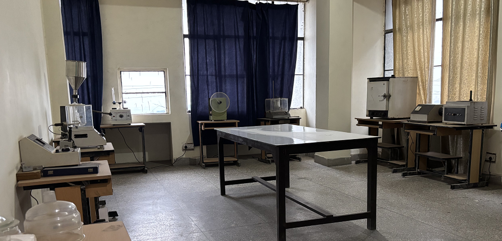 Pharmaceutics Laboratory